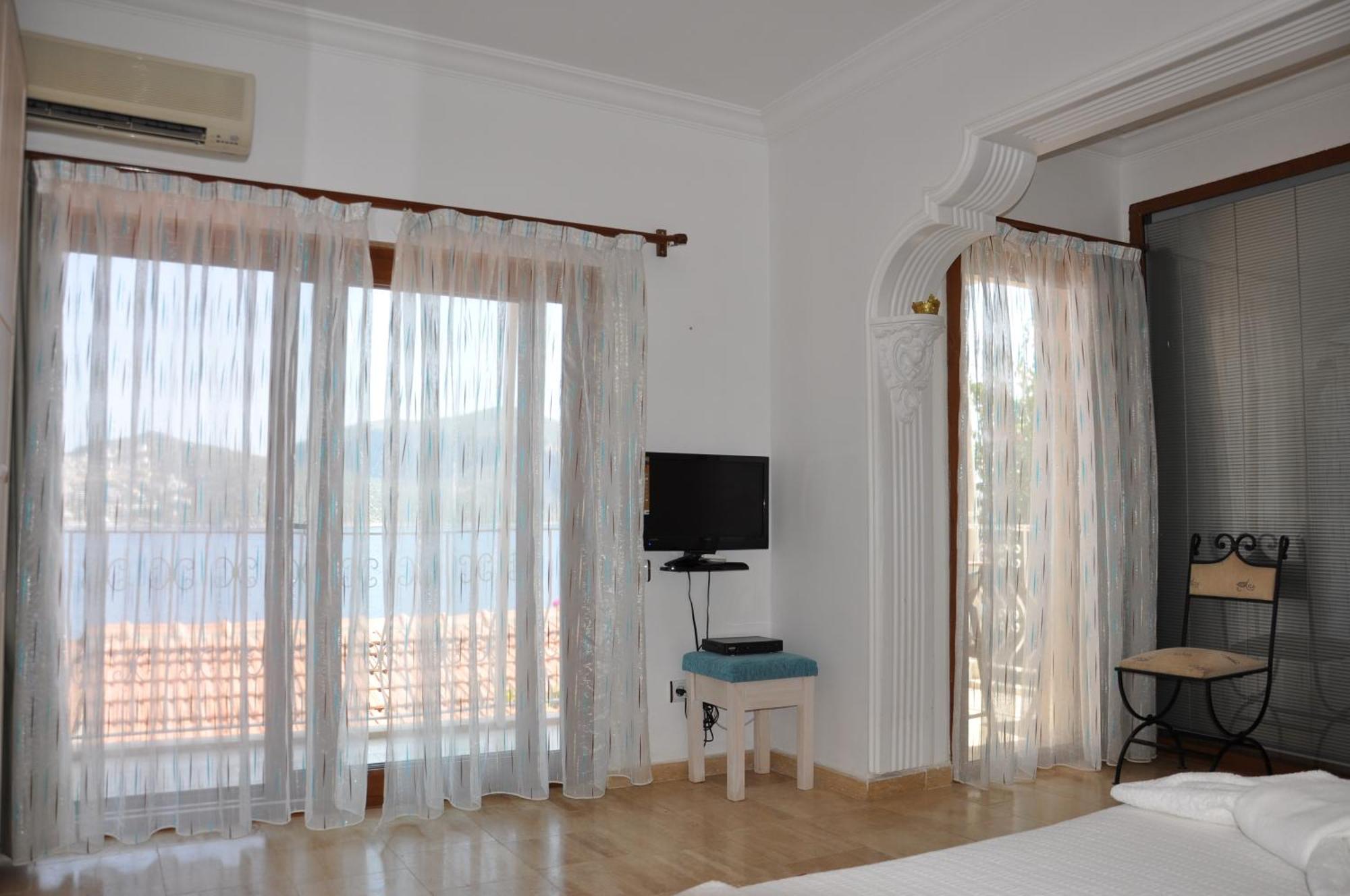Caretta Hotel Kalkan Szoba fotó